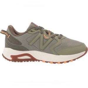 New Balance Womens 410 V7 Trail Running Shoe Sz 9.5